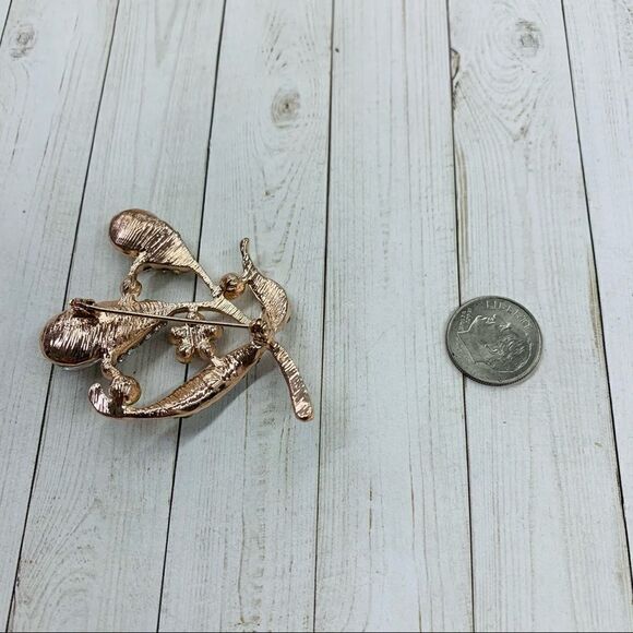 Rose Gold Crystal Brooch - Picture 2 of 3